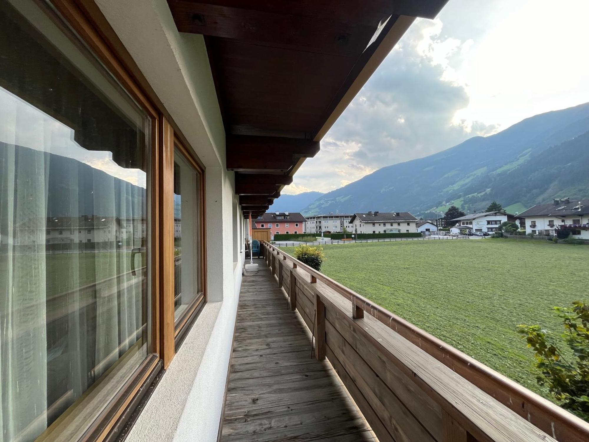 Zell Views Apartments Zell am Ziller Zewnętrze zdjęcie